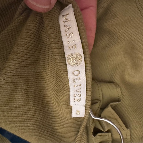 Marie Oliver Ruffled Feminine Top - Picture 5 of 5